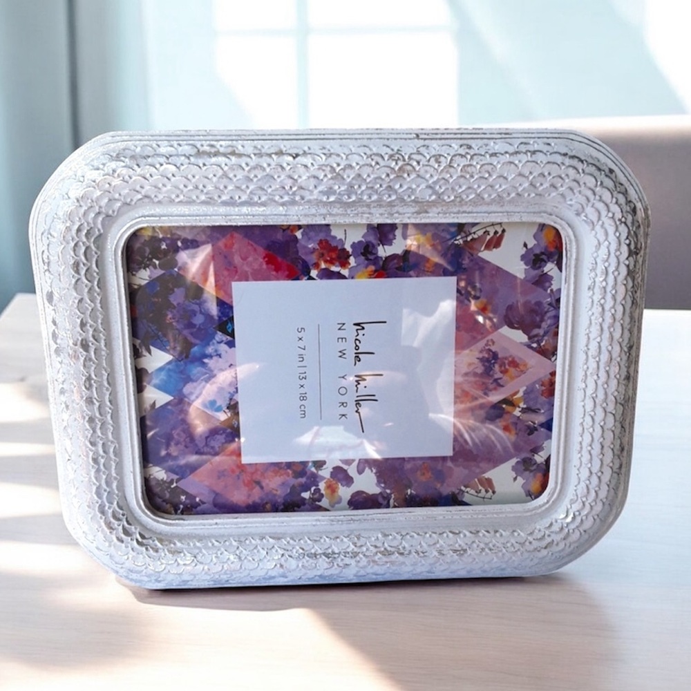 Mermaid-Inspired Picture Frame – New